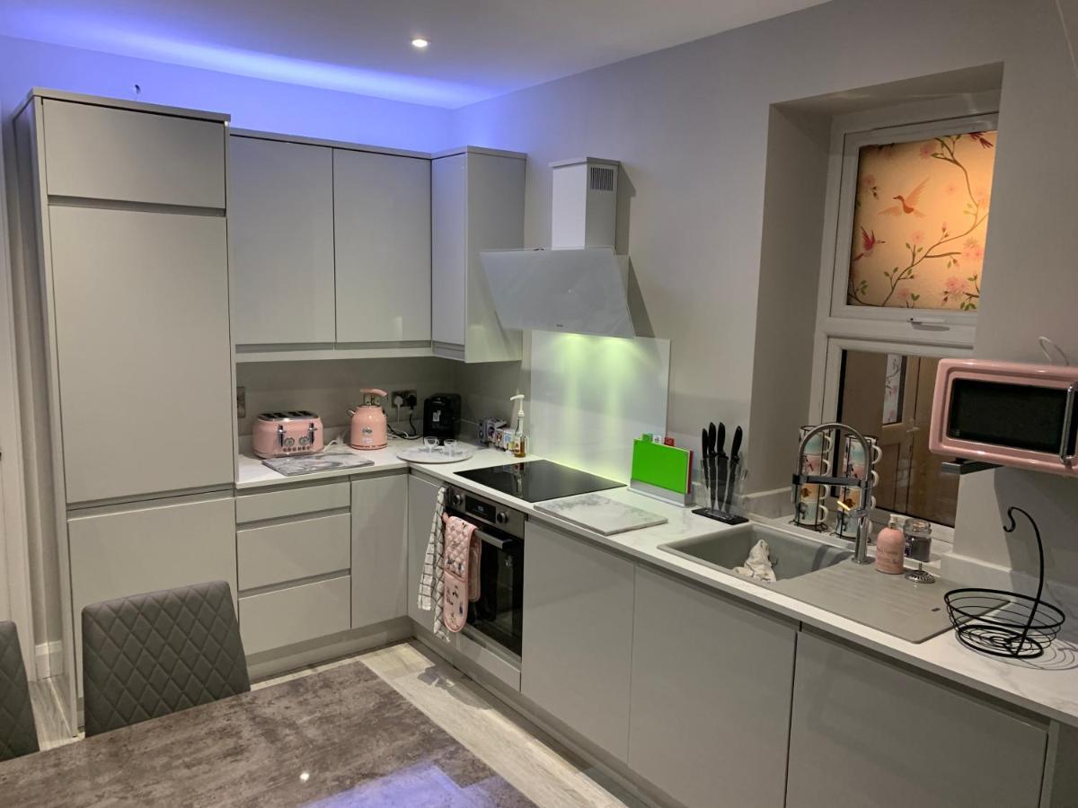 Seaview Aurora House - Central Luxury Apartment Warrenpoint Eksteriør bilde